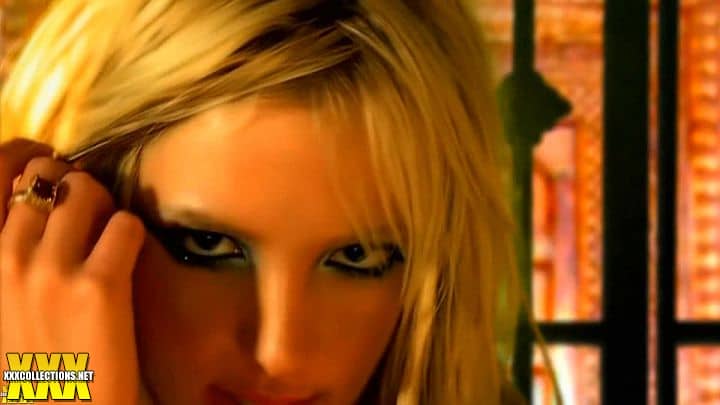 Britney Spears Get Woman Megaupload 56