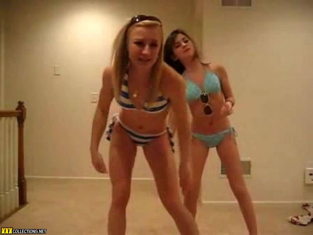 Blond Teens Dancing In Bikini 54