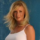 Leslie (NextDoor-Models)