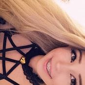 เบลล์ เดลฟีน Snapchat BDSM Story Pics 004