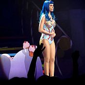Katy Perry พลุสดในคอนเสิร์ตที่กรุงปารีส 2011 HD Video
