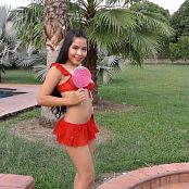 Susana เมดินาบิกินี่สีแดง TM4B 4K UHD & HD Video 005